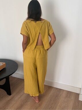 Yellow Women's Textured Jumpsuit - Modern Relaxed Fit